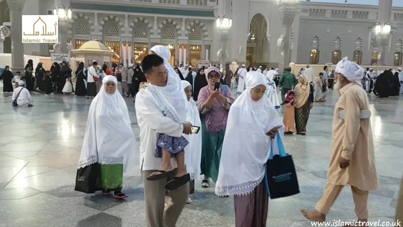 Women are not allowed to perform Umrah without Mahra
